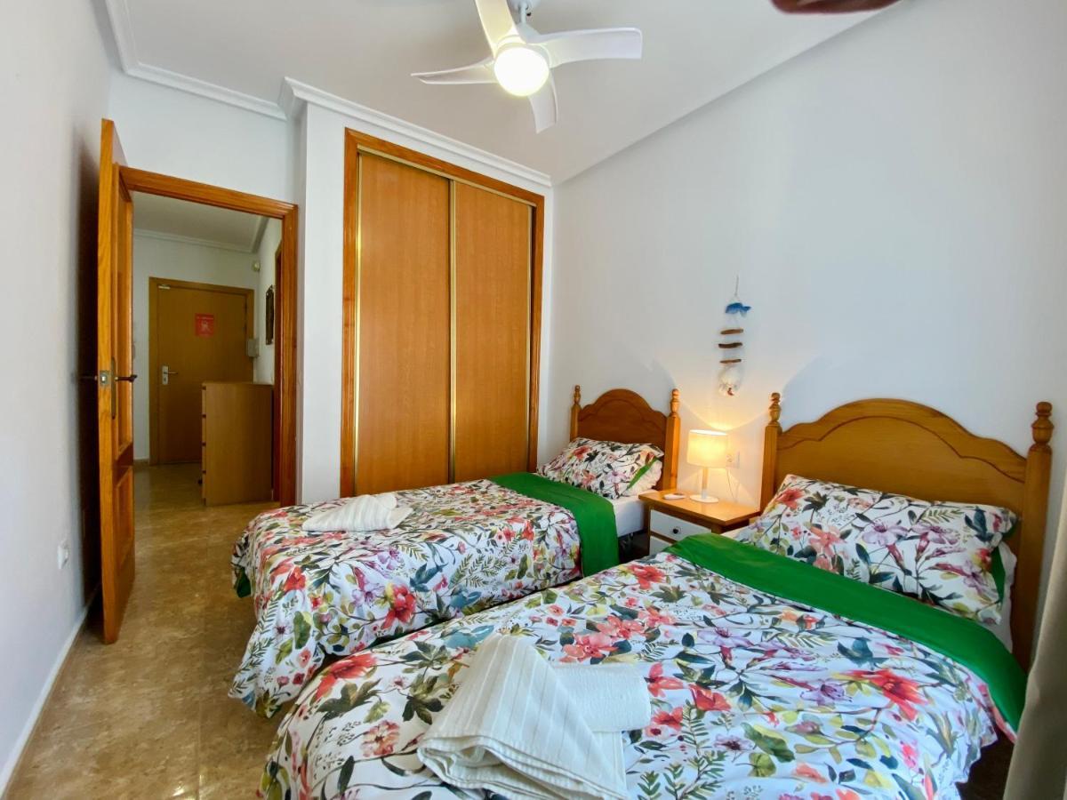 Costa Lunar In Cabo Roig Apartment