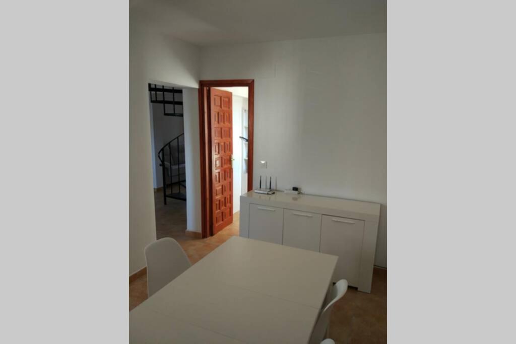 Apartamento Duplex. Muy Tranquilo. Terraza Y Bbq Apartamento Dénia