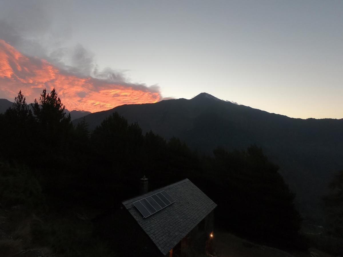 Bordes Pirineu, Pintor Campo de lujo Àreu