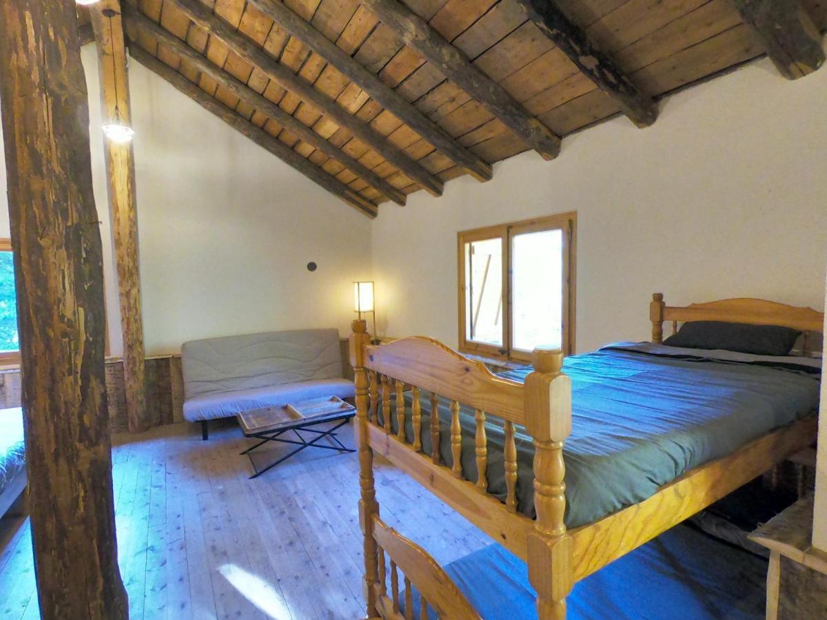 Bordes Pirineu, Pintor Campo de lujo