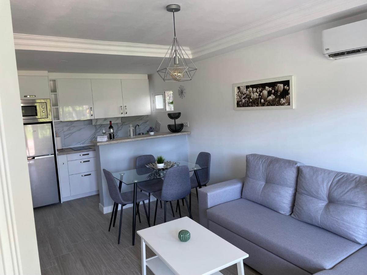 Apartamento con piscina a 500m de la playa en Benalmadena Costa Apartamento Benalmádena