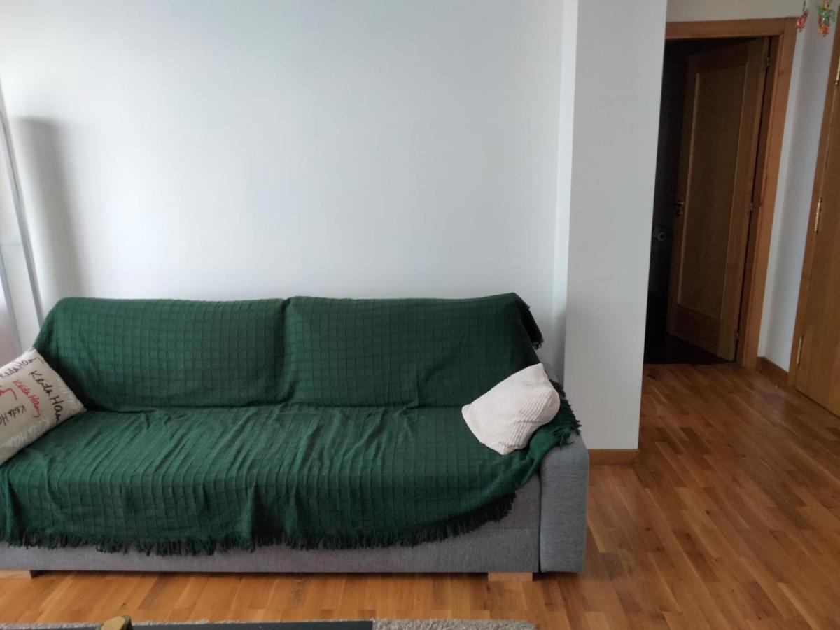 Piso Con Piscina En Apartamento Sada