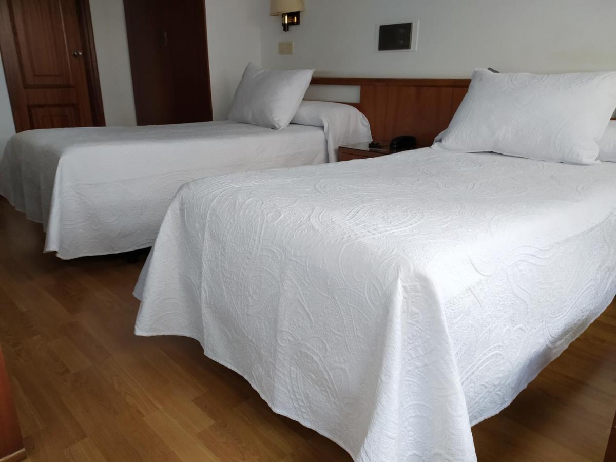 Guest house Hostal Palas 3*