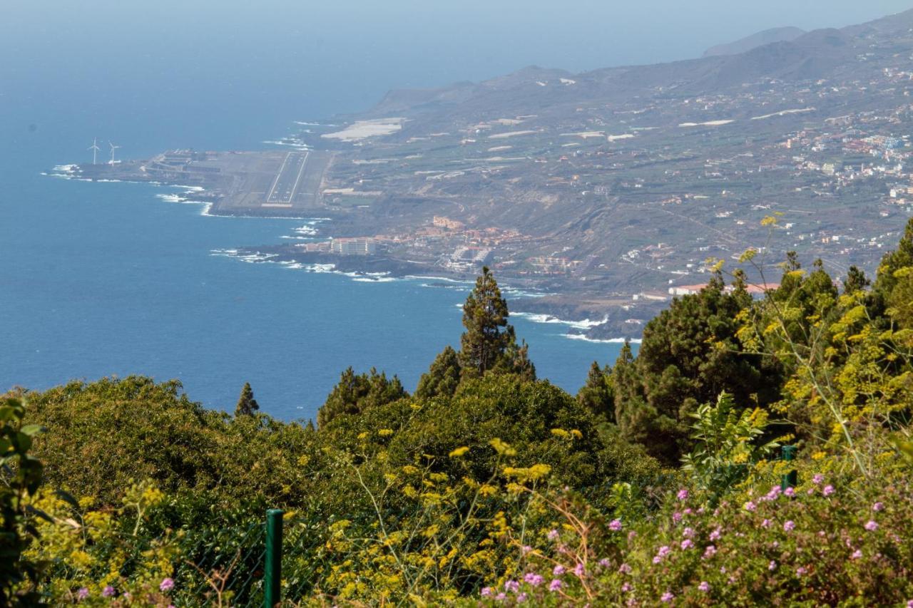 Casa Alba, Casa Rústica En La Colina Con Piscina-spa Climatizada Y Vistas Al Mar Сasa de vacaciones Puntallana