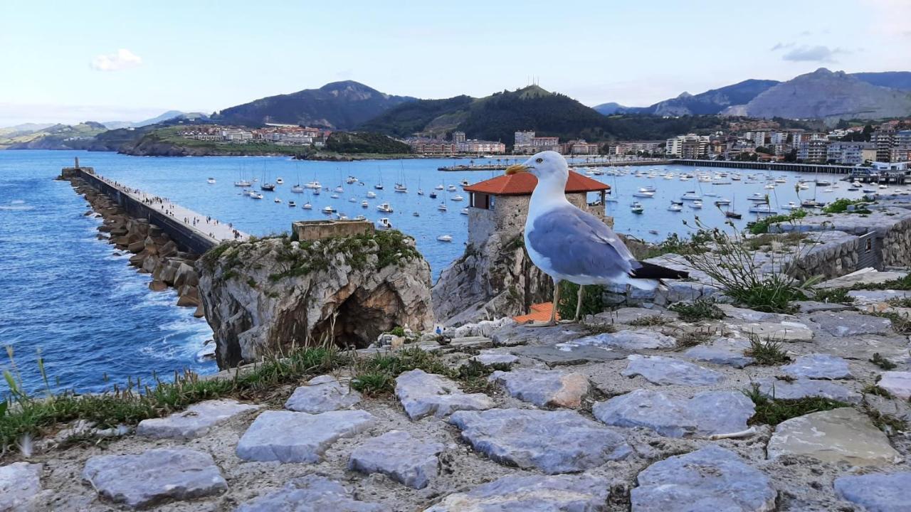 Coqueto Apartamento Con Vistas Al Mar Y Puerto De Apartamento Castro Urdiales