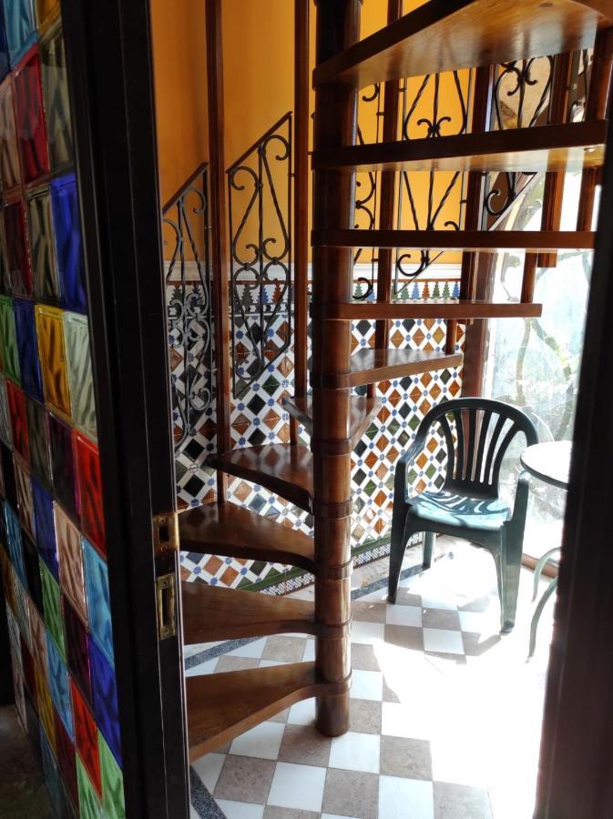 Gaudi Style Apartahotel *