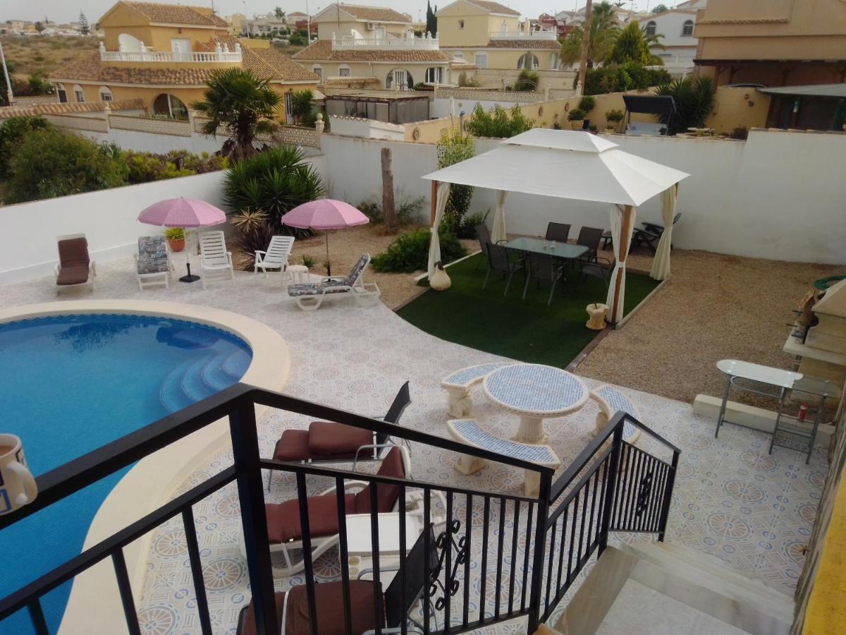 Casa Chantelle Villa *