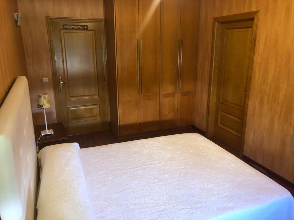 Camelot Hotel Fabero