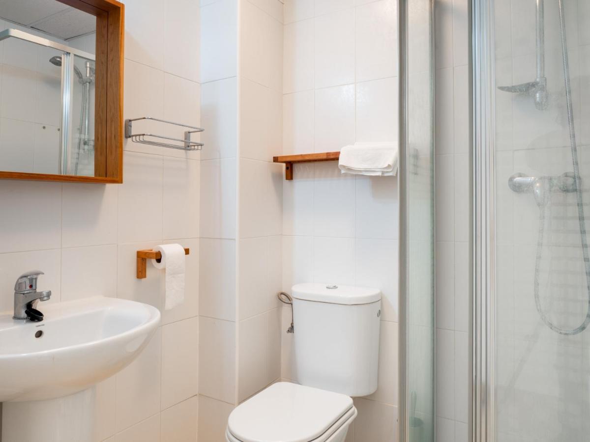 2263 - Beautiful Close From Apartment *