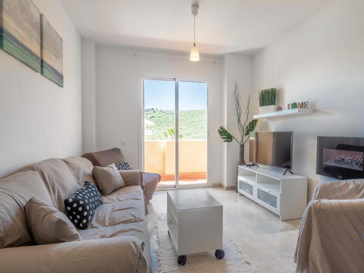 2263 - Beautiful Close From Apartment *