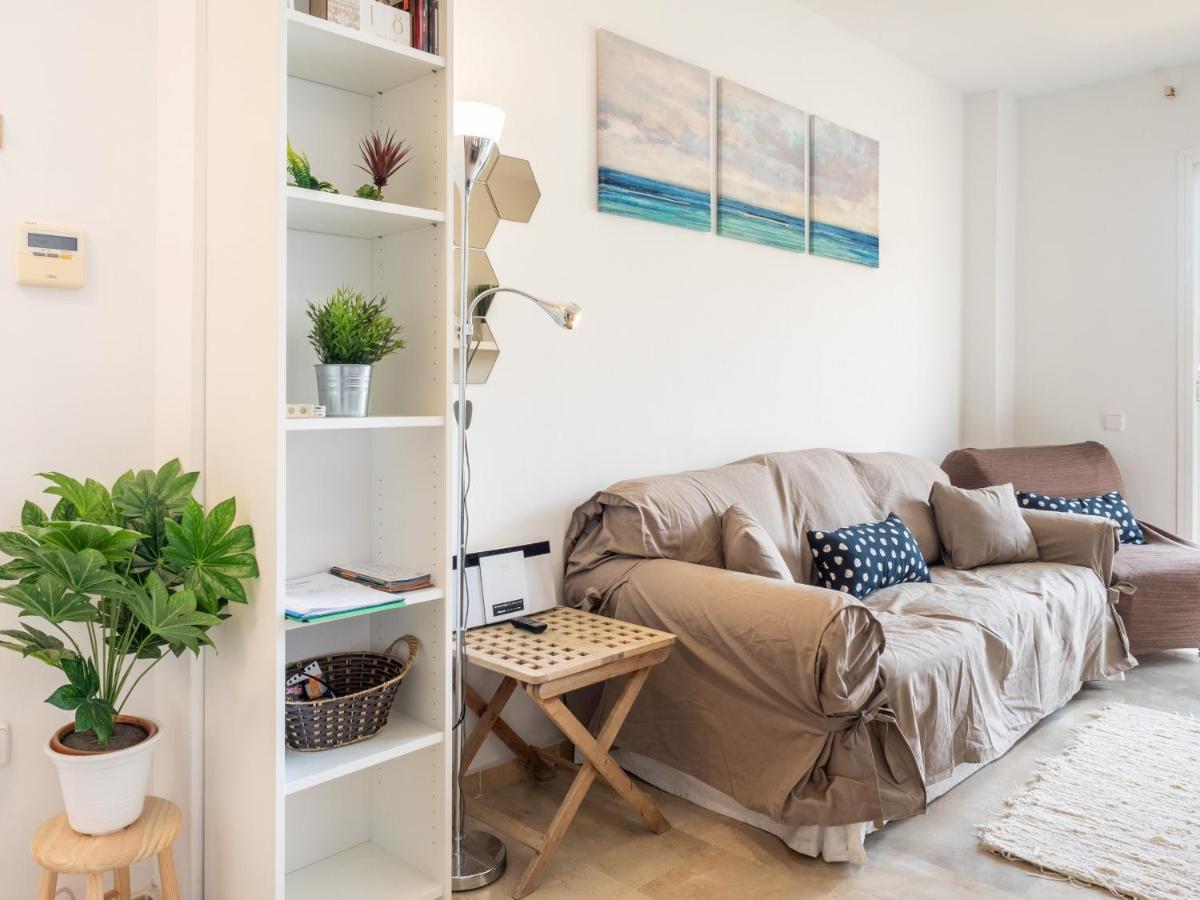 2263 - Beautiful Close From Apartment *