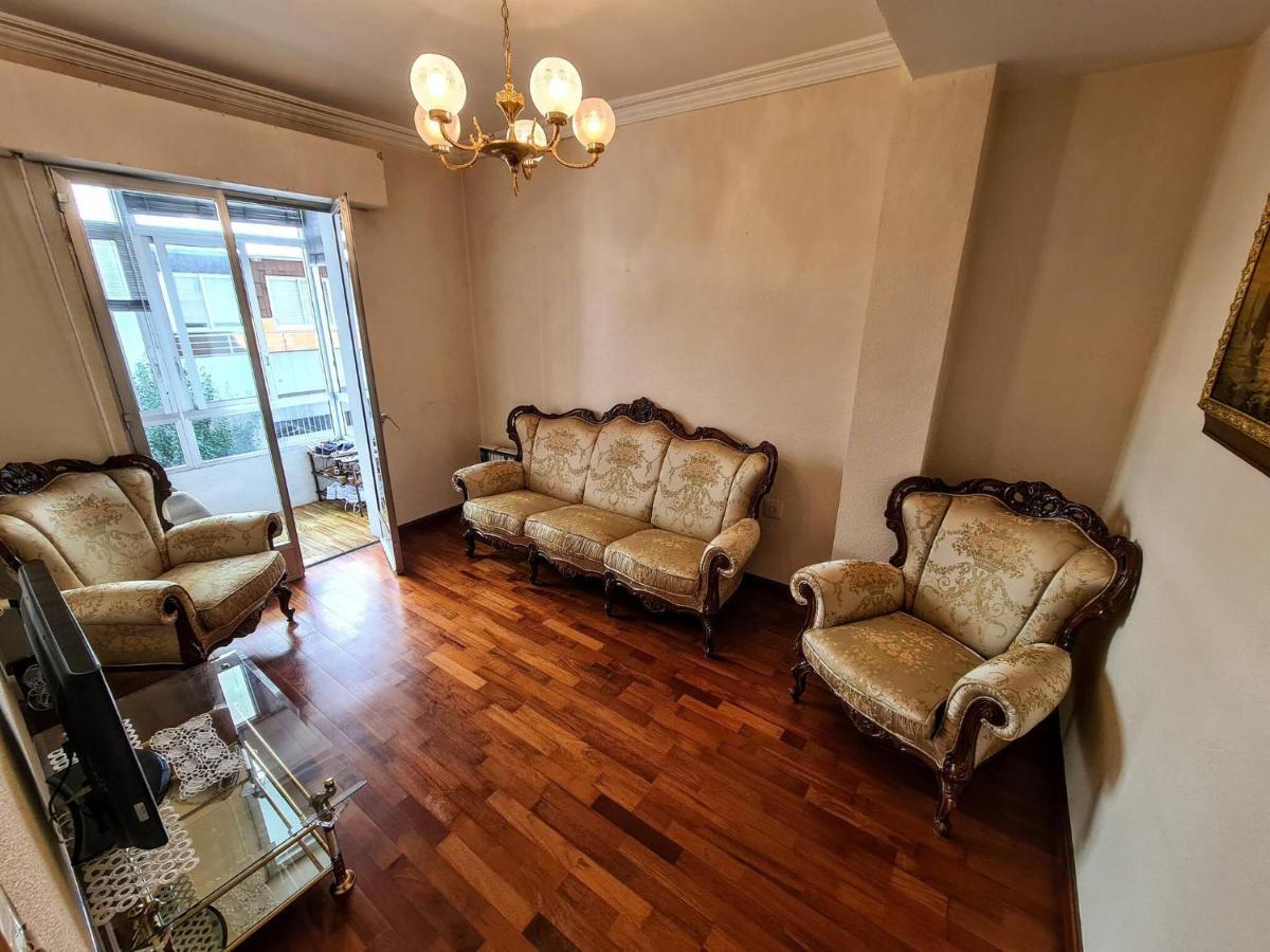 Apartamento With Terrace, Light Patio Veranda Ourense