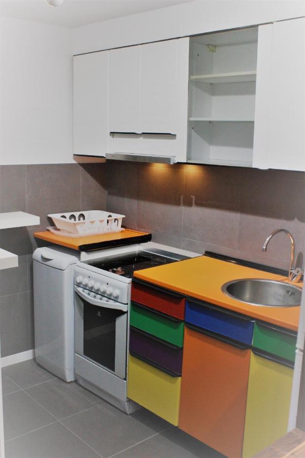 Vive En La Almendra Medieval P9 Apartment