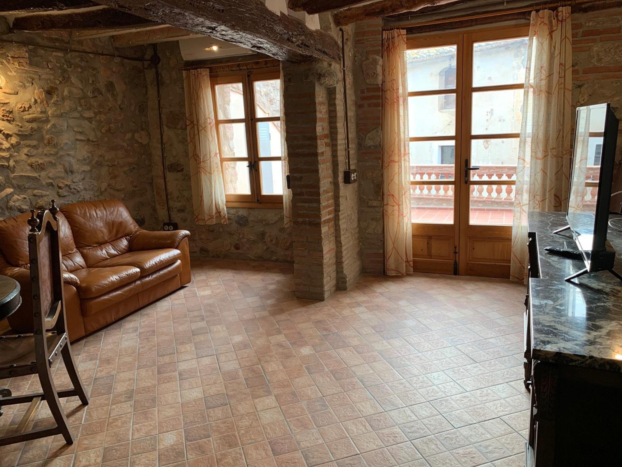 Casa Rural Con Encanto En El Casco Antiguo Tarragona * Mont-Roig del Camp