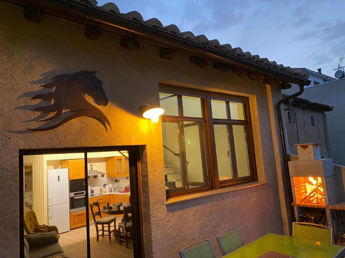 Casa Del Caballo - Housevanlive *