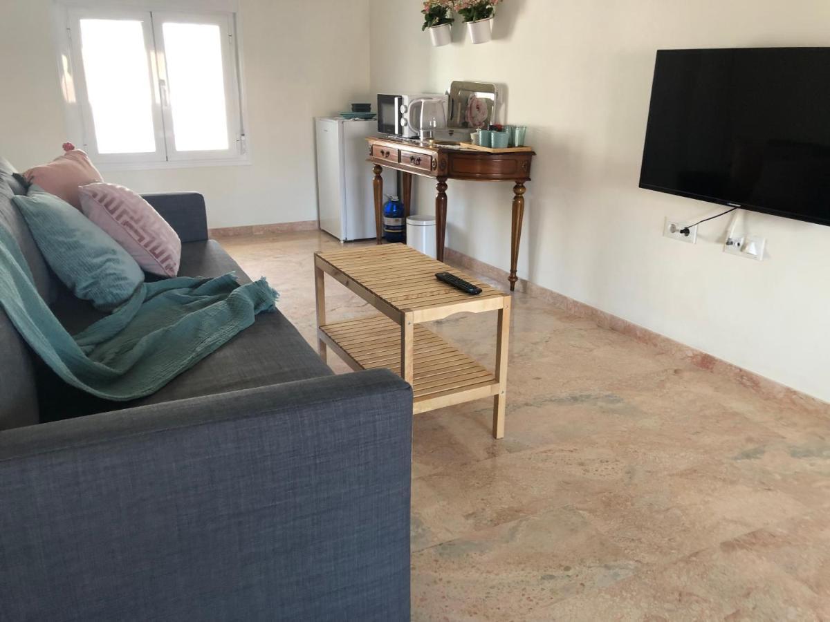 Lovely 1-bedroom Loft Near Ronda Сasa de vacaciones