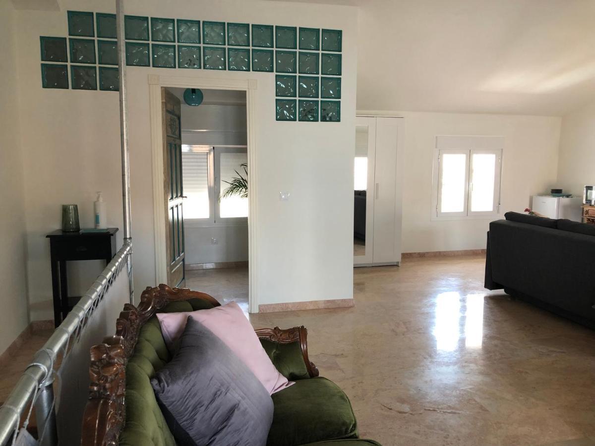 Lovely 1-bedroom Loft Near Ronda *