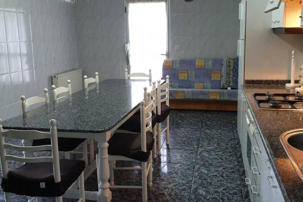 Casa Con Piscina Y Barbacoa * Freixido