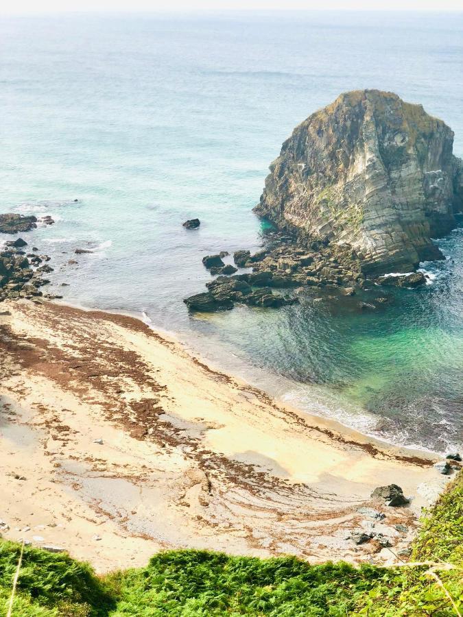 The Cliffs - Galleon Amieiro O Vicedo