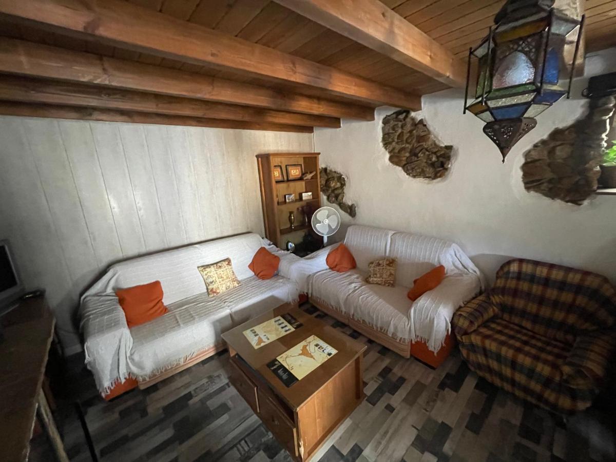 Casa De La Luna Serón