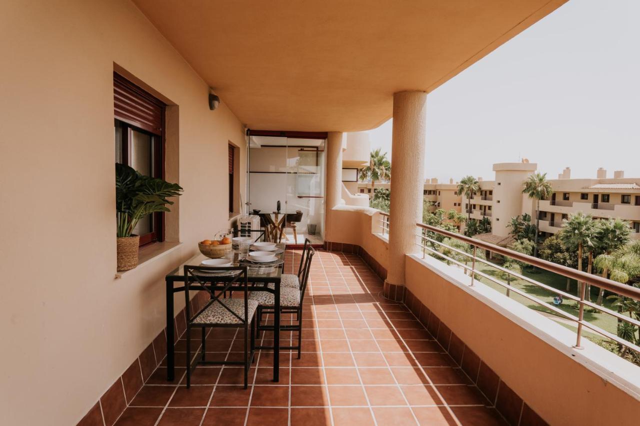Apartamento Cala Azul Parking&piscina Apartment *