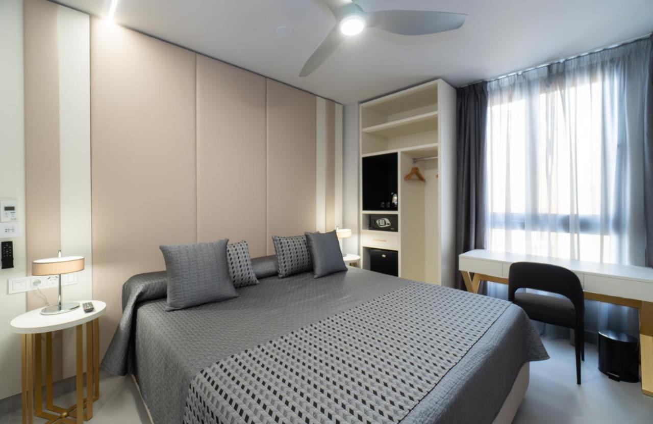 Hotel Perla Del Sur Torremolinos