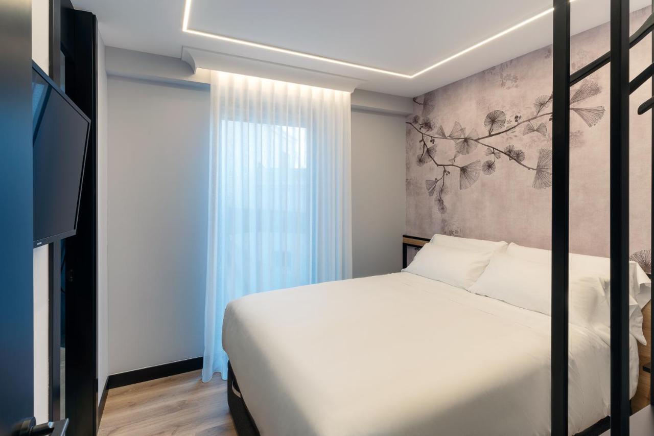 Aparthotel Mauro *