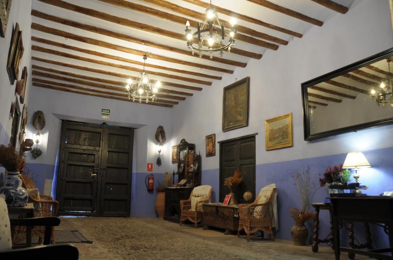 Casa Grande Pensión Villarroya de la Sierra