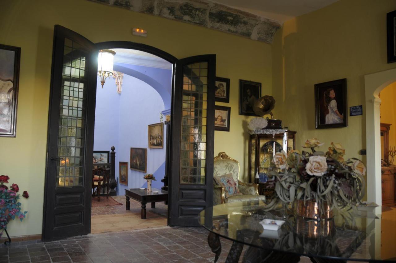Casa Grande * Villarroya de la Sierra