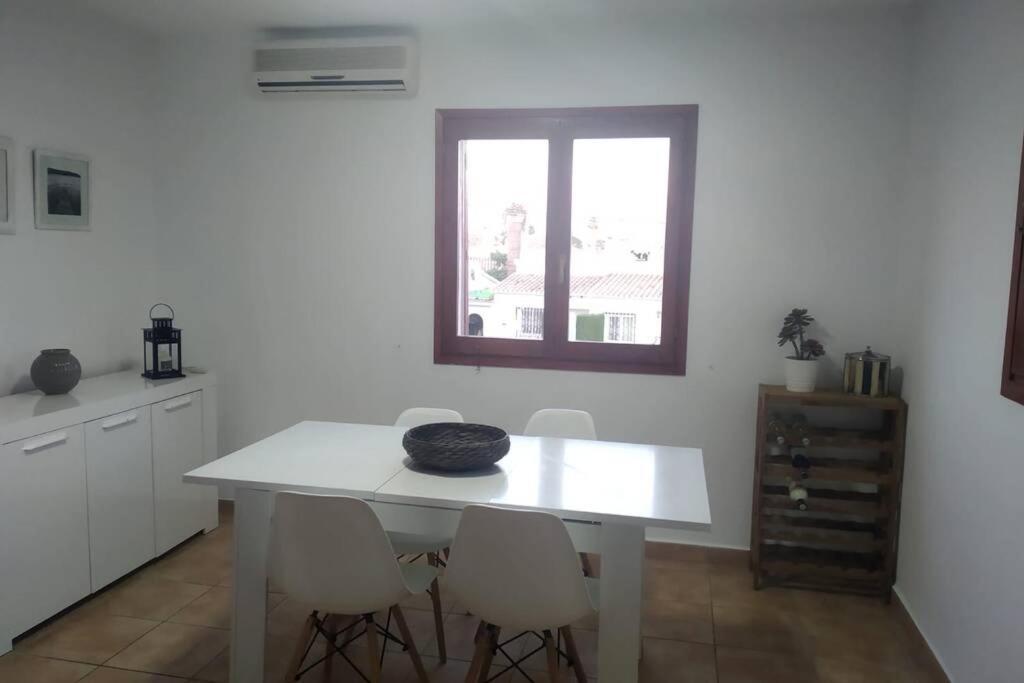 Apartamento Duplex. Muy Tranquilo. Terraza Y Bbq Apartamento *