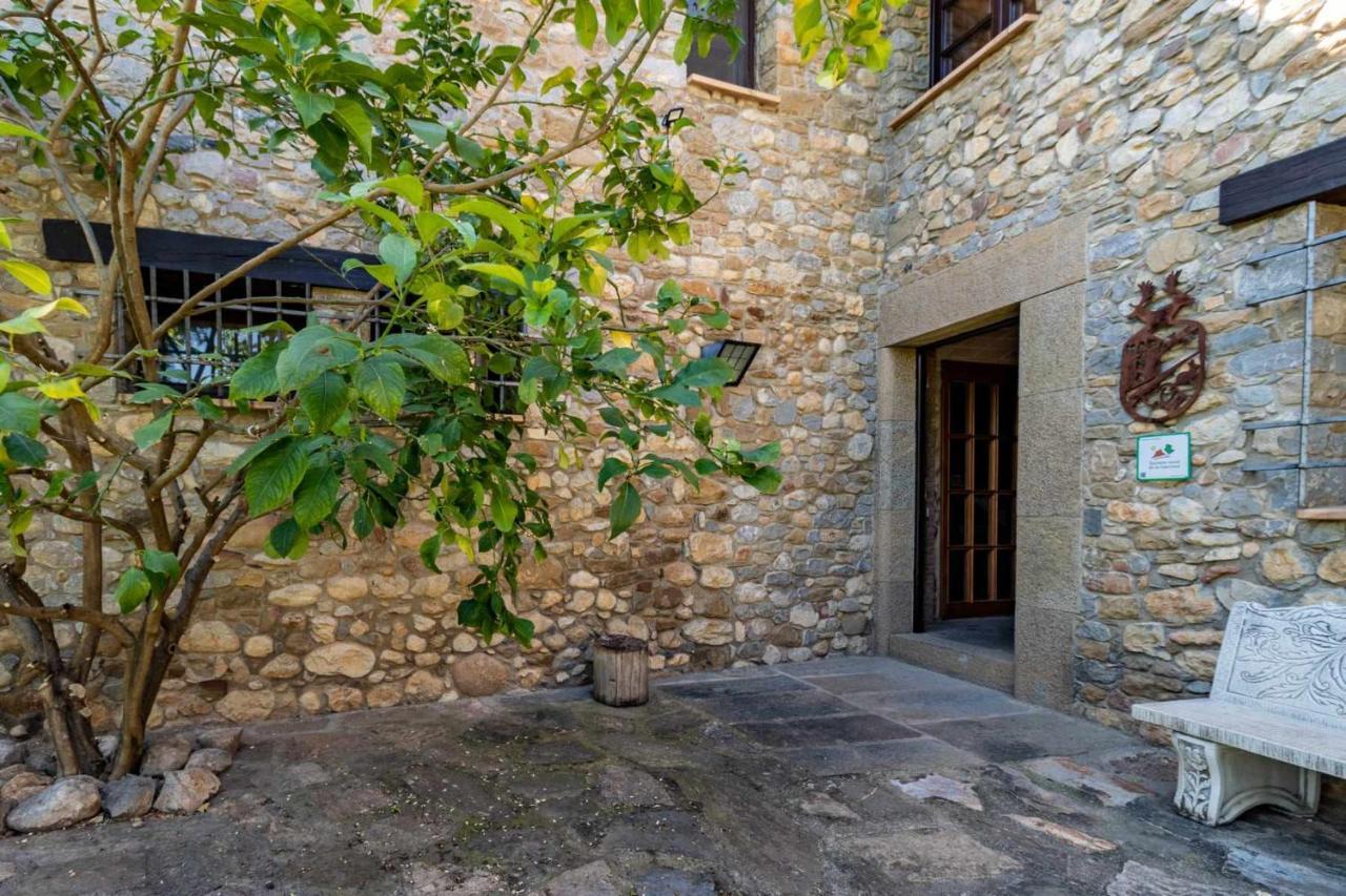Mas Aimà En La Garrotxa Сasa de vacaciones *
