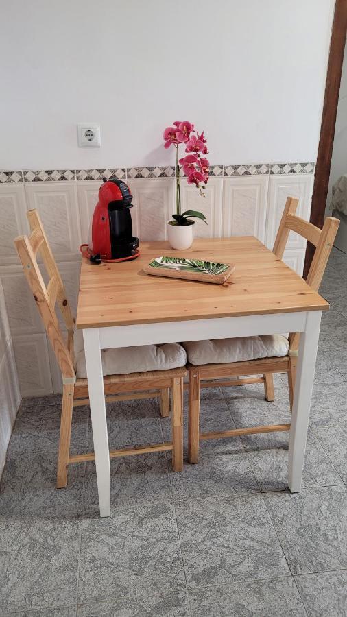 Apartment Free Parking, 40 Meters From The Beach, Wi-fi, Ac Estepona