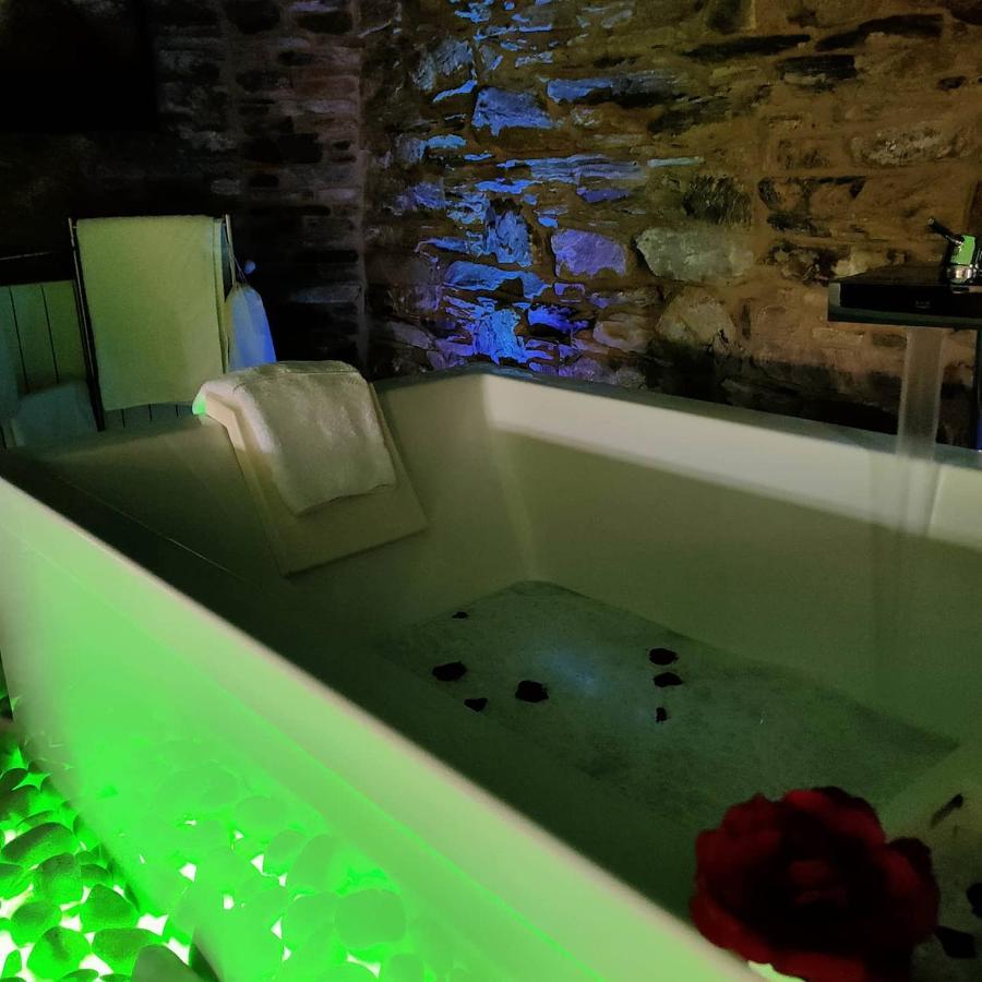 As Casas Do Retratista Adults Only