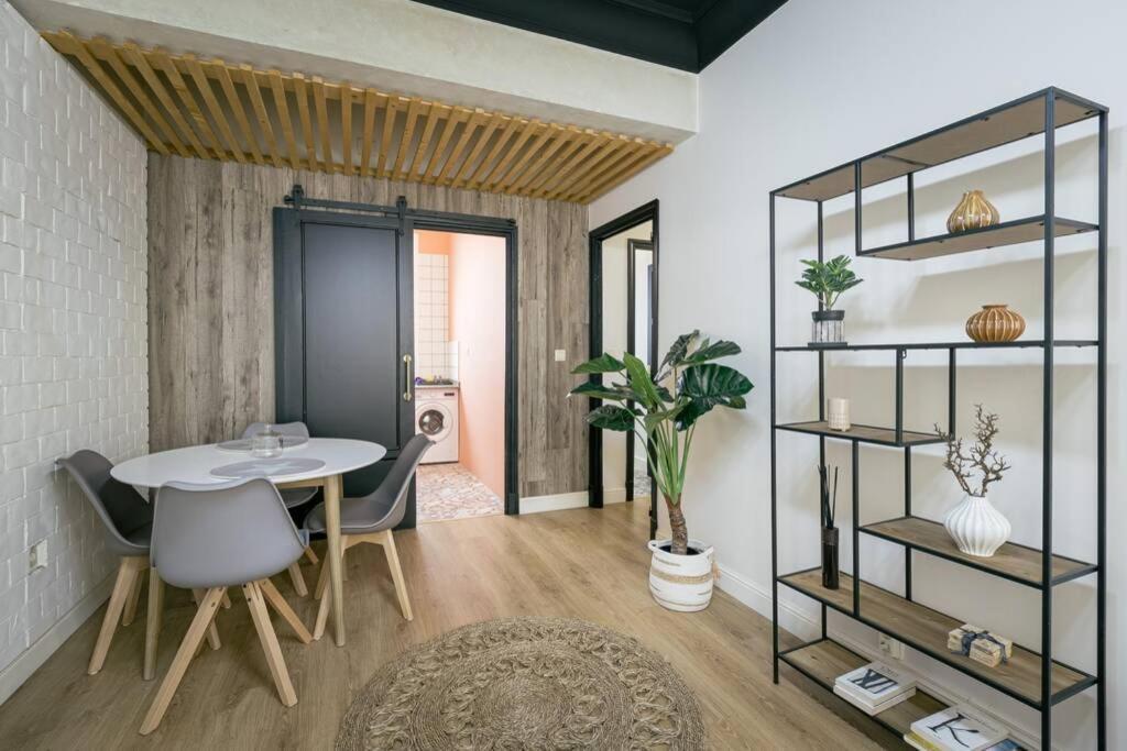 Apartamento Centrico, Cerca De La Playa Y Parking. *