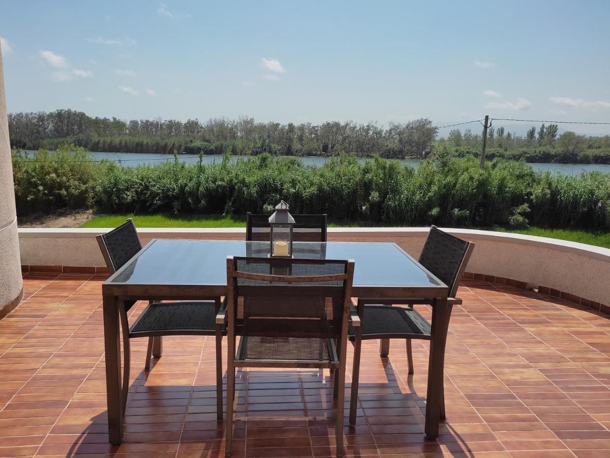 De L'ebre Holiday home *