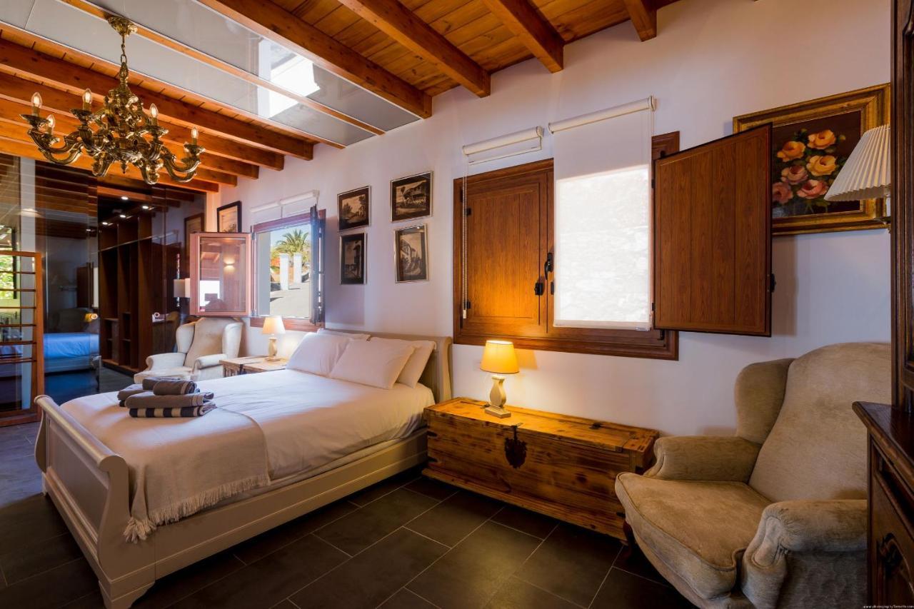 Rosas, Menores, Adeje, Sea View Villa *