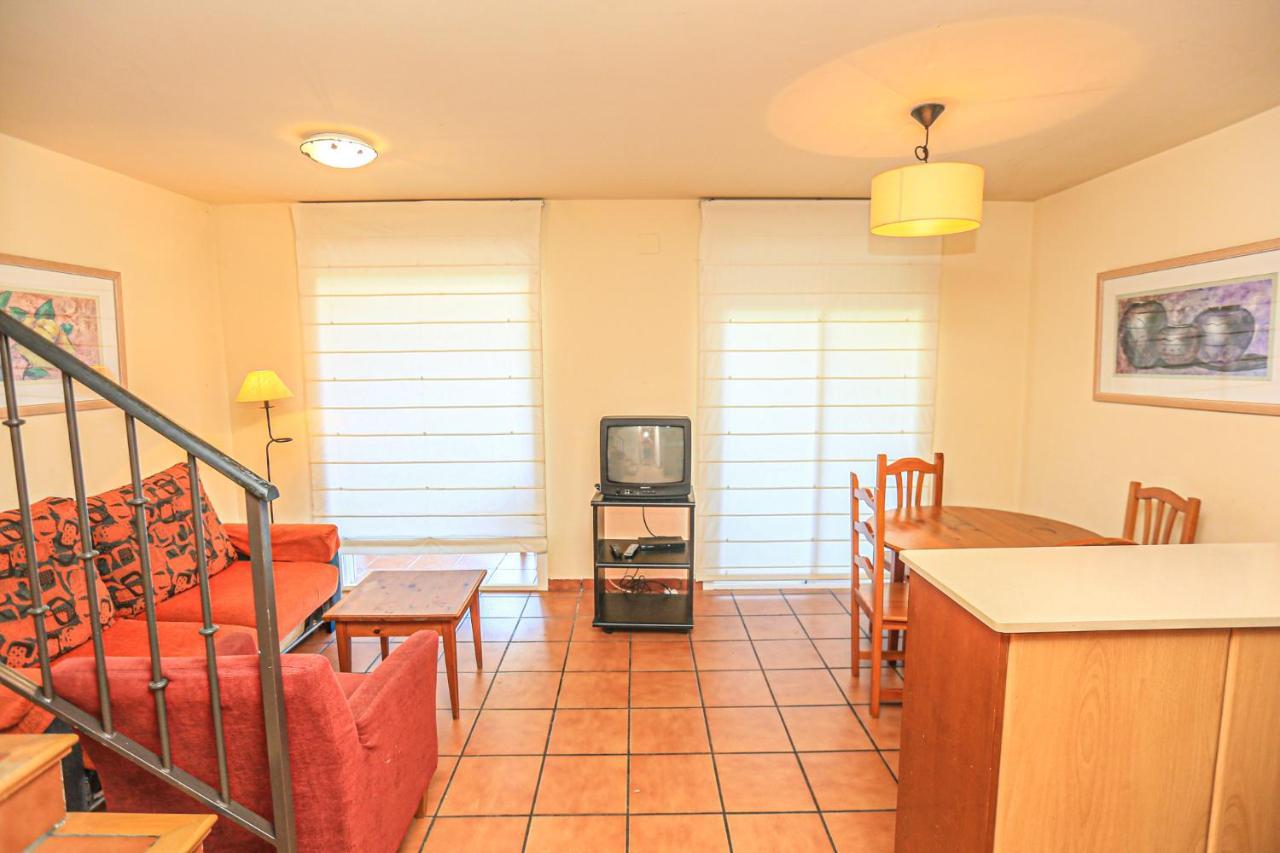 Brisas I - Only Families * Miami Playa