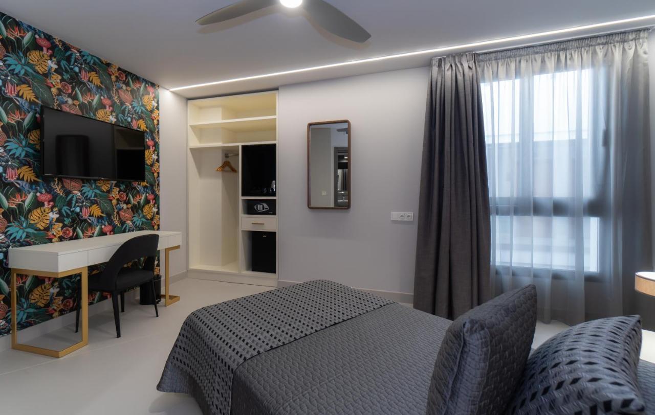 Hotel Perla Del Sur 2*