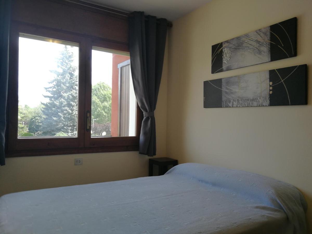 Nuria Apartamento *