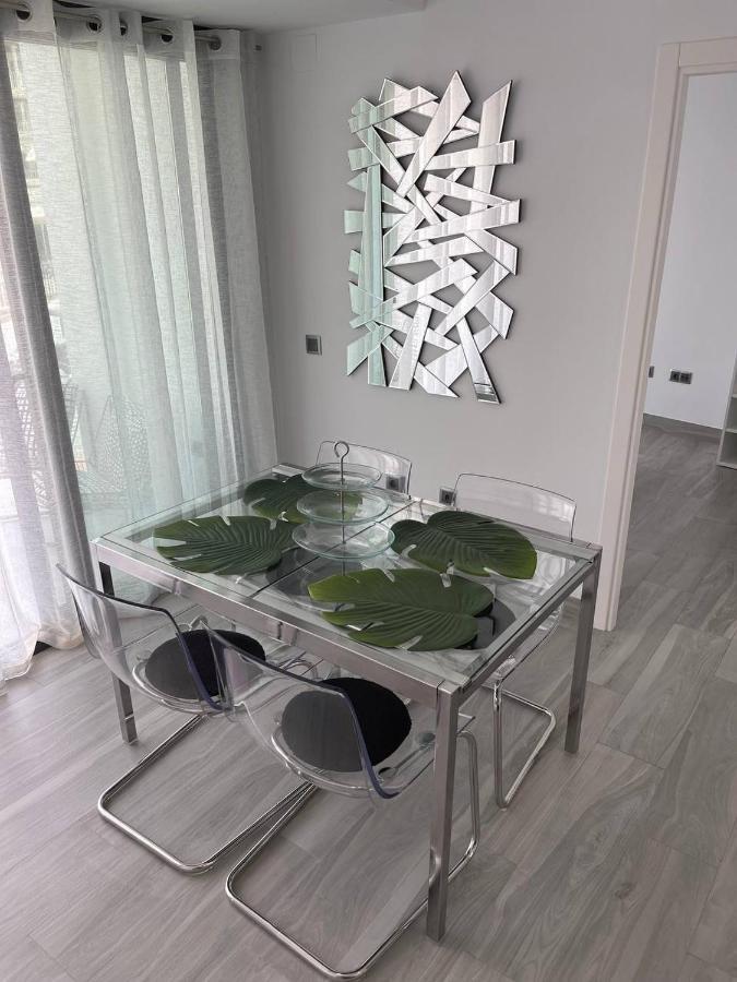 4 Gran8nerja Apartamento *