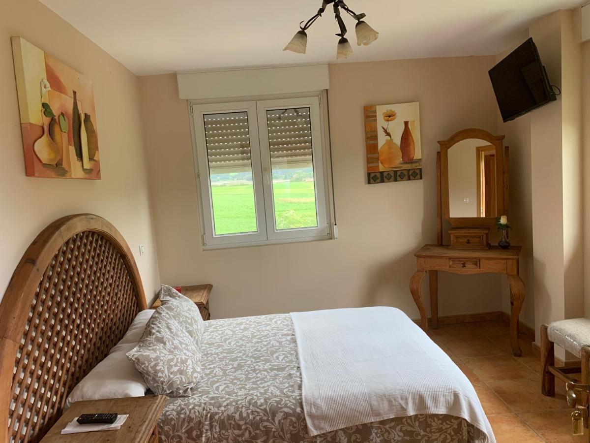 El Puente Bed & Breakfast *