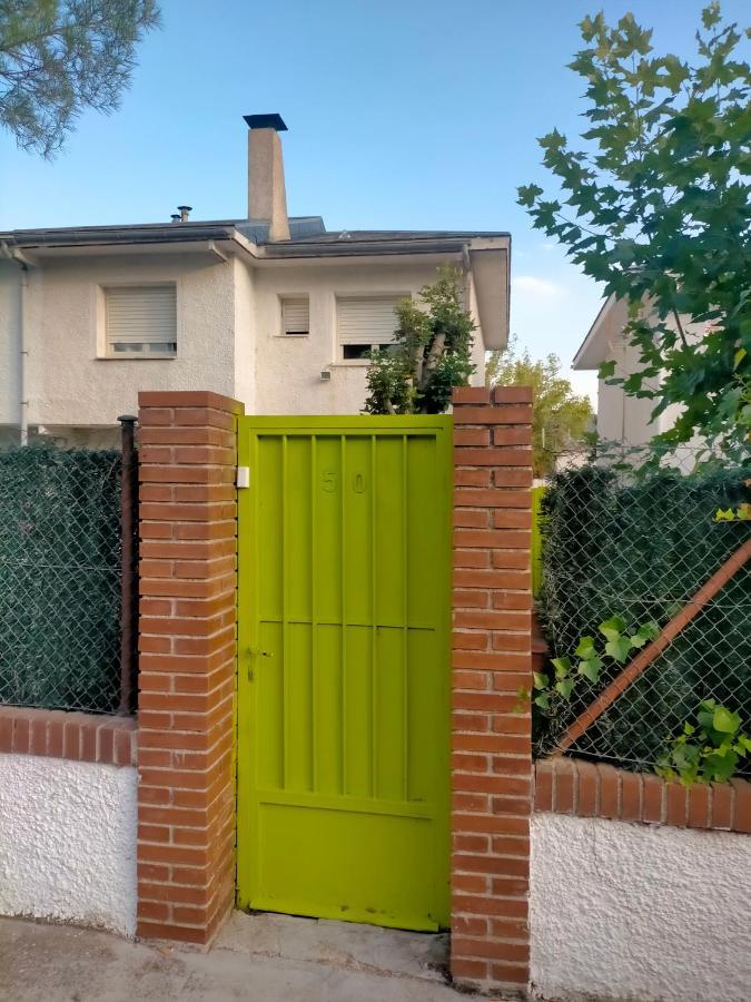 Chalet Adosado Con Jardin Holiday home *