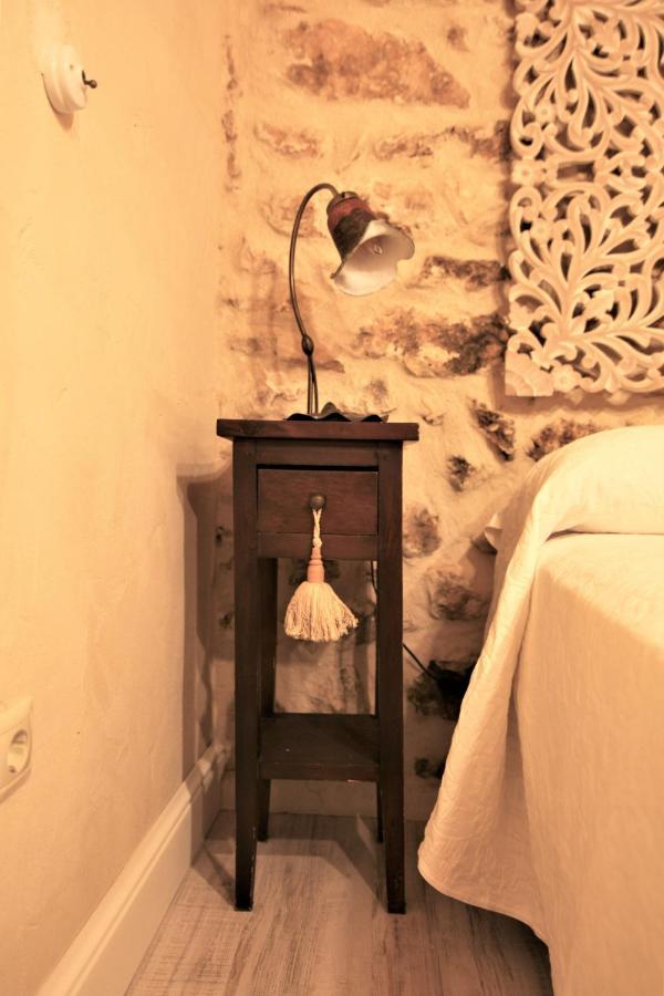 Wabisabi Townhouse Holiday home Montejo de la Vega de la Serrezuela