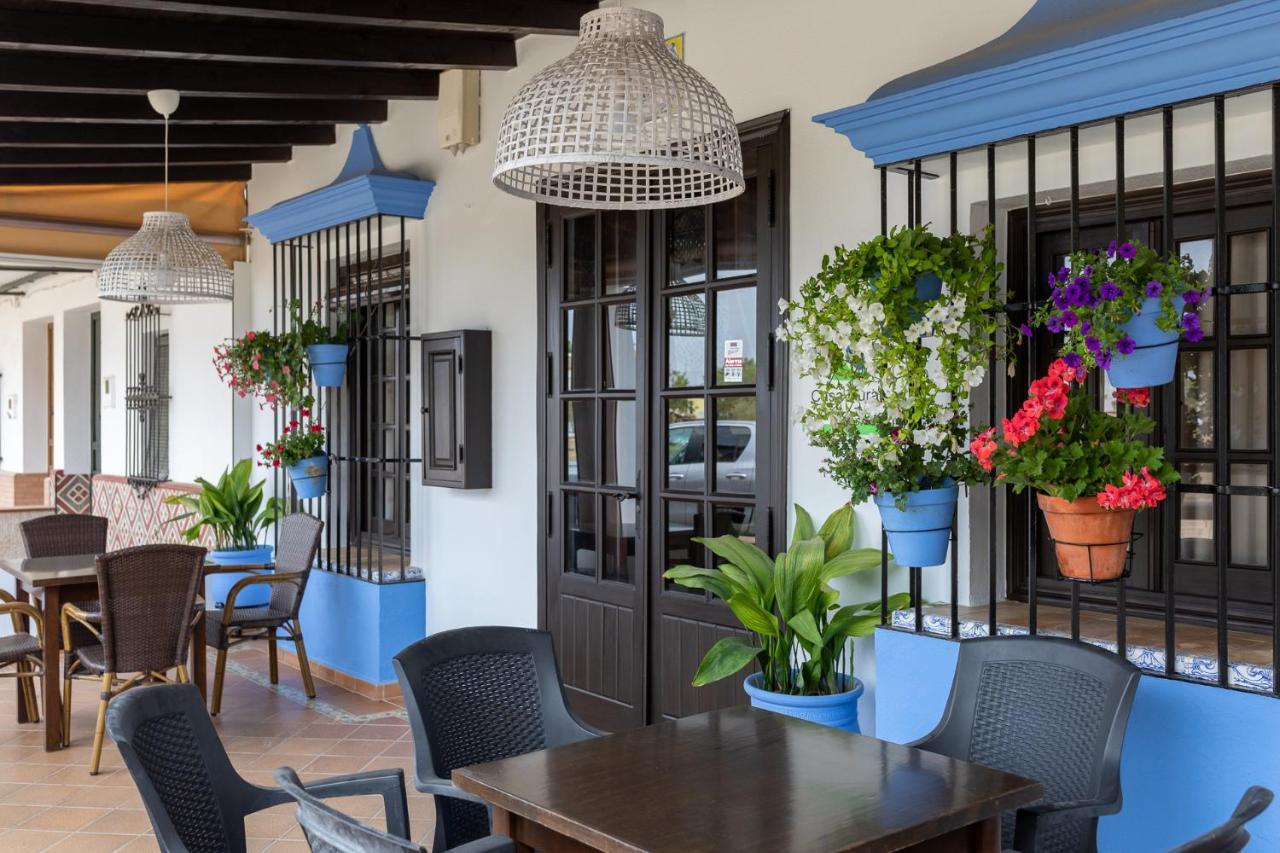 Rural El Sombrero Hotel 2*