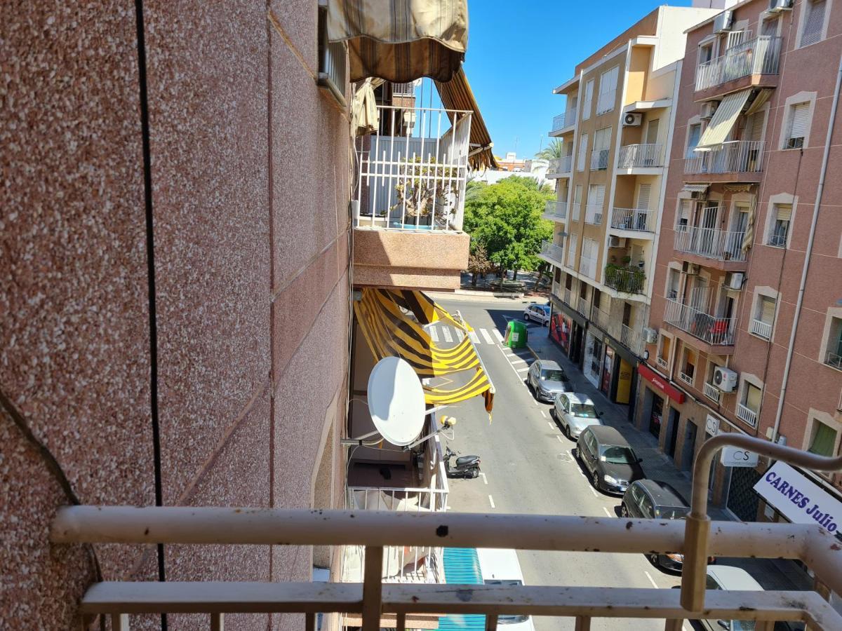 Enrique Número 68 * Elche