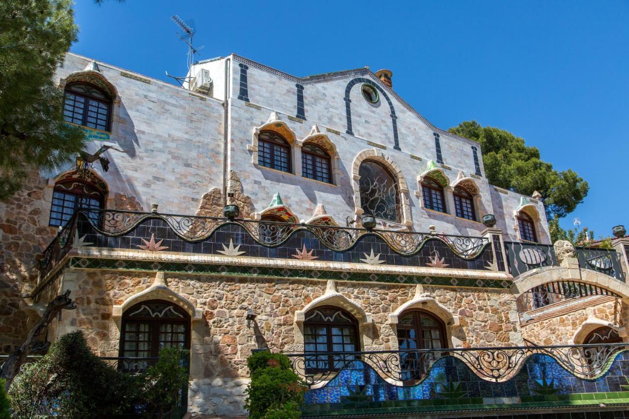 Gaudi Style