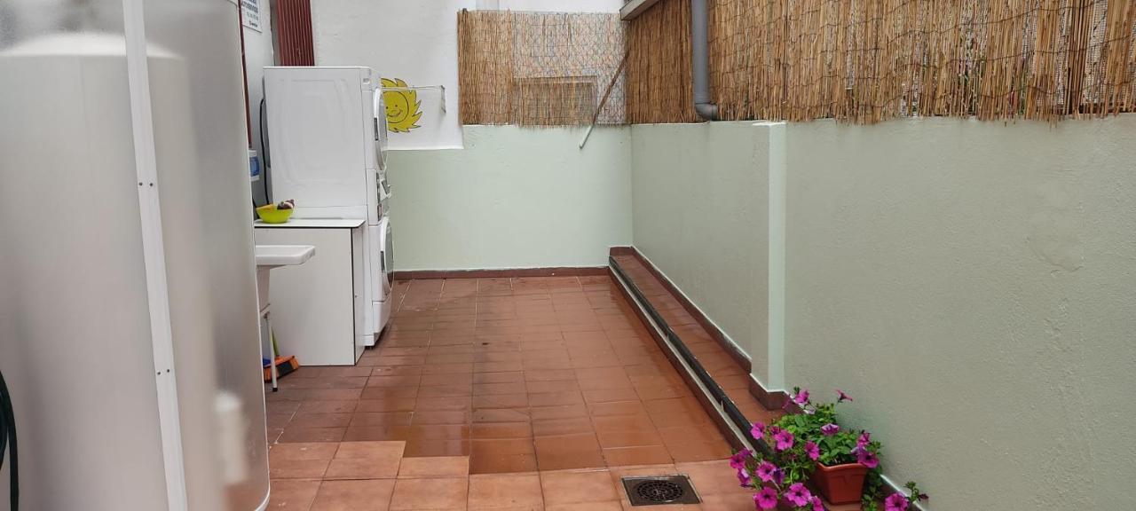 Santos Hostal *