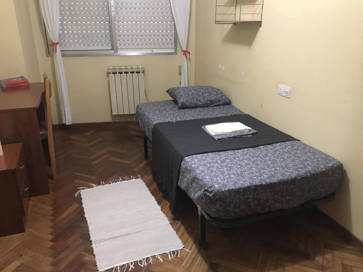 Piso Al Lado De Estación Intermodal Apartamento