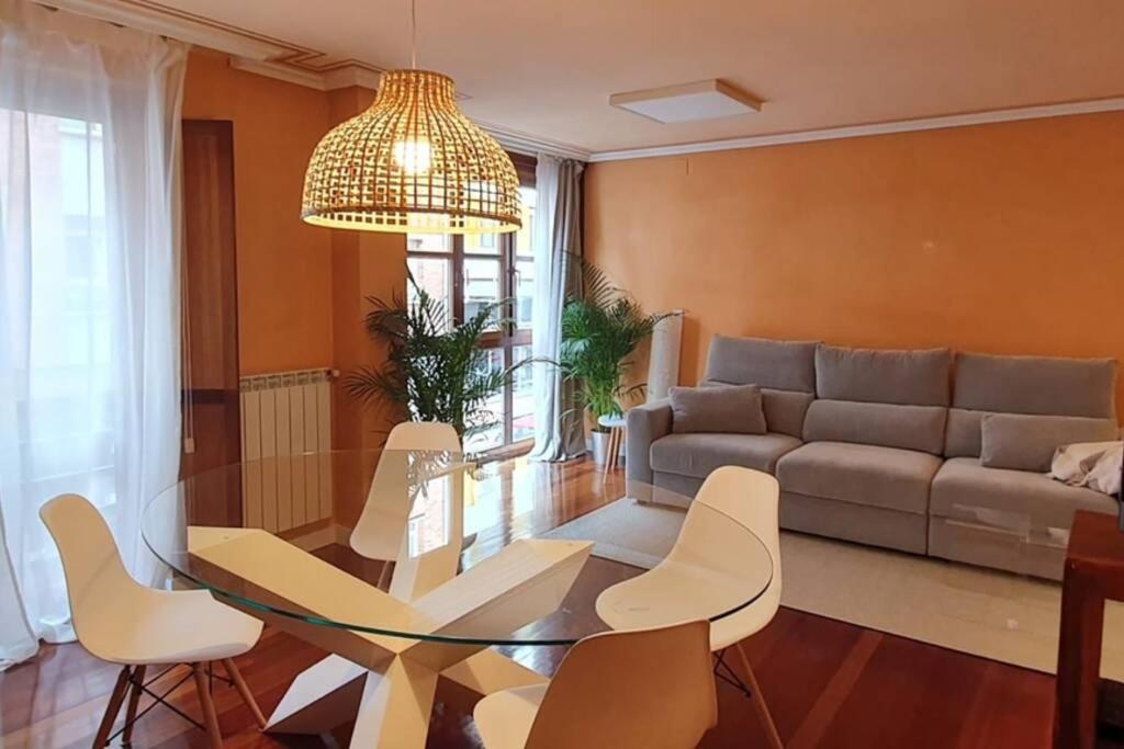 Centrico Apto Cangas De Onís, Cerca Puente Romano Apartamento