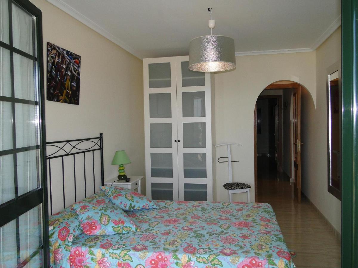 El Pinedo Apartment *